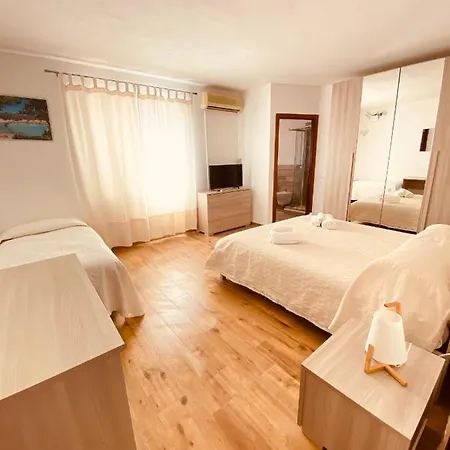 Vendégház Ciro's House 3*