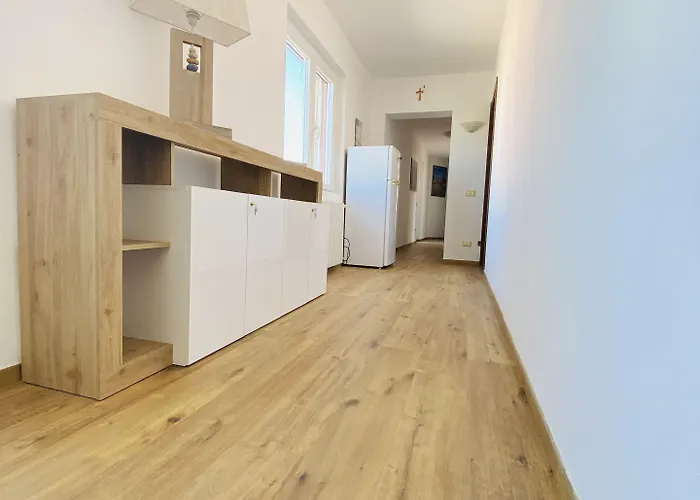 Ciro's House בית הארחה 3*